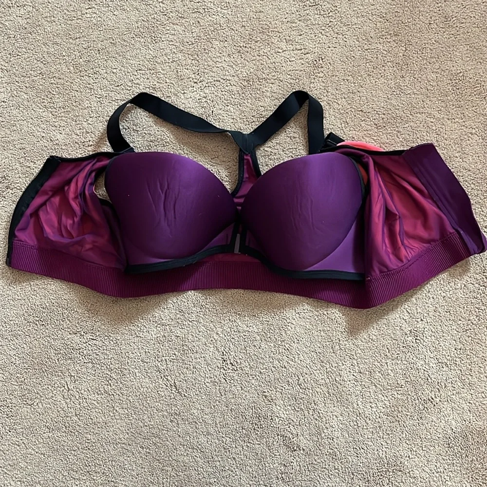 Victoria’s Secret Sports bra - Picture 3 of 6